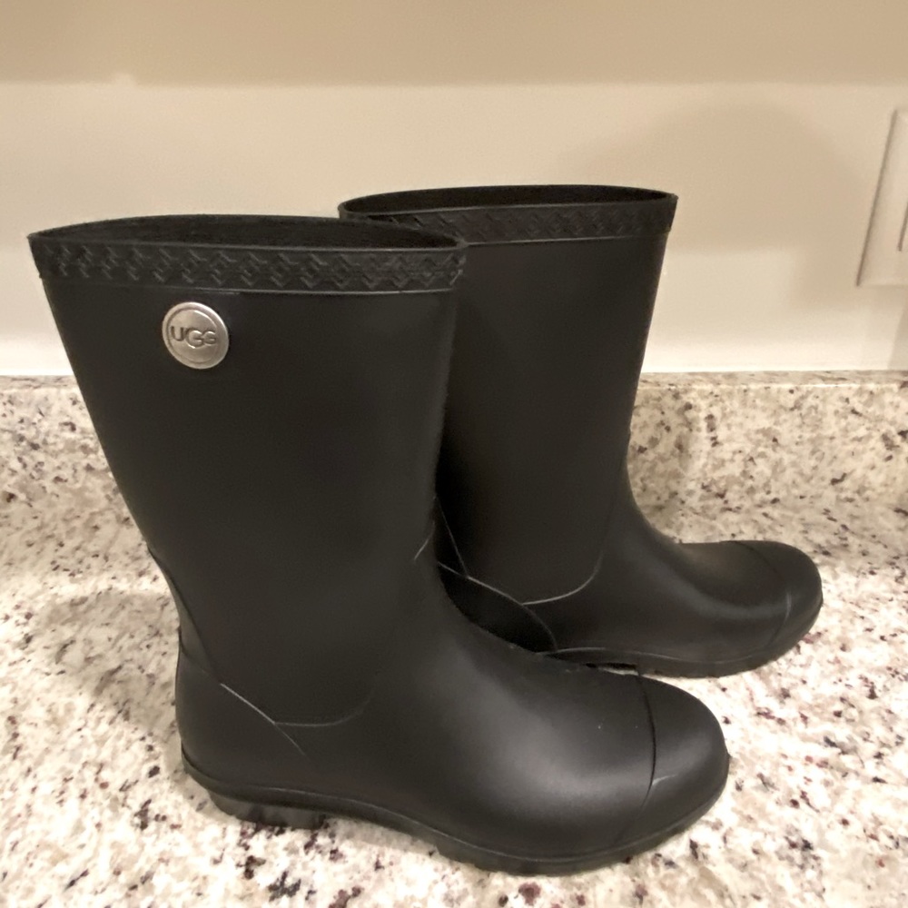 UGG Sienna Mid-Calf Rubber Rain Boot